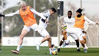 Real Madrid Training 22nd Dec: Games On Fields Of Different Dimensions | Shots On Goal | Benzema screenshot 4