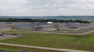 This Week: Former USP Thomson wardens address concerns of prison escapes and low staffing
