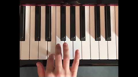 Colors Shine: Follow the Leader Video