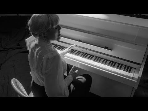 Liz Stringer - The Second High (Official Video)