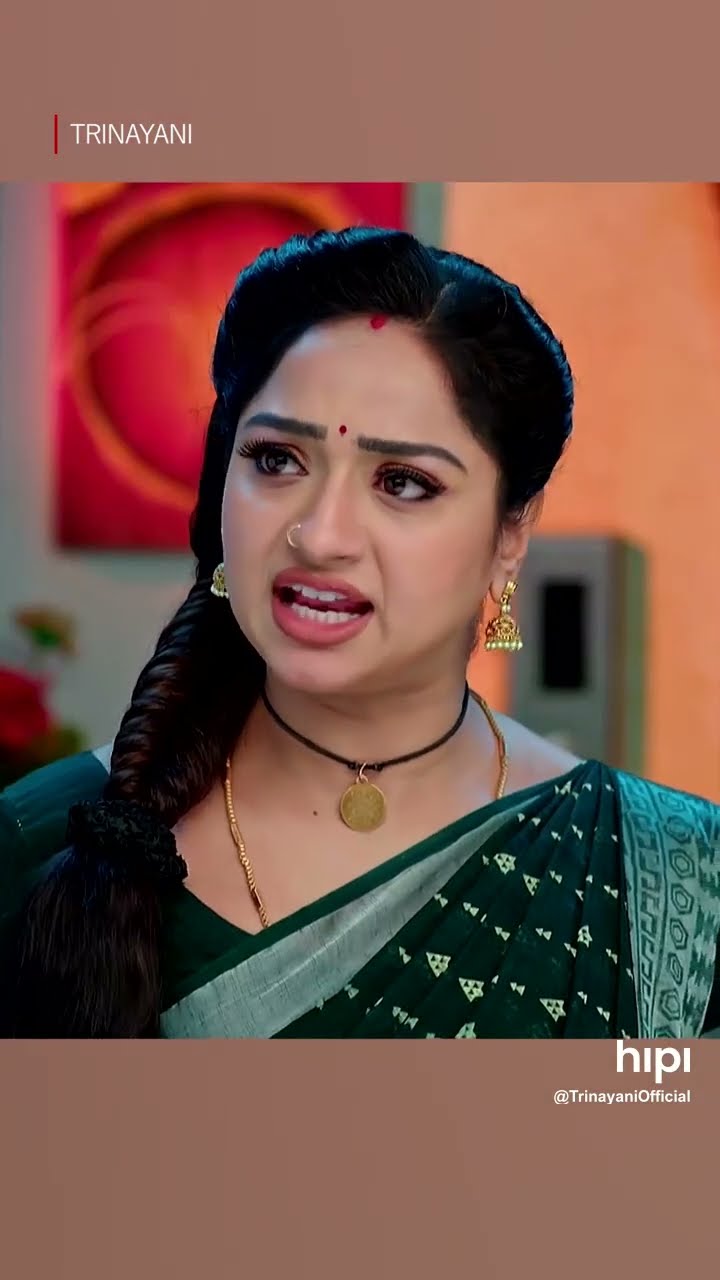 Gāyatri biḍḍa kōsaṁ vetukutunna trinayani. @Nayani_Maari @VishalOfficial @ZeeTelugu