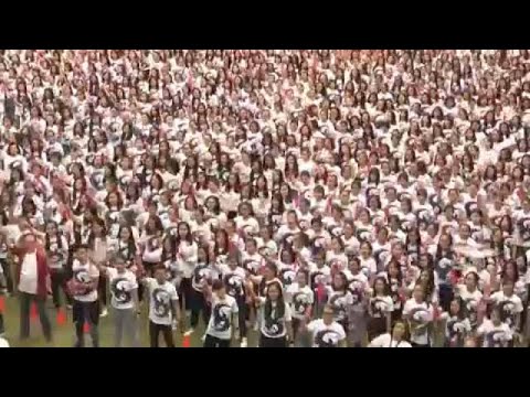 One Billion Rising and thousands dancing