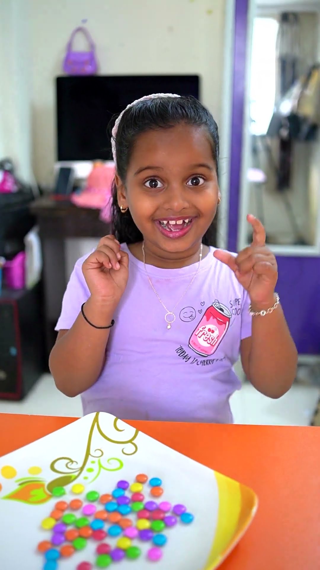 Anam ne yeh kya khila diya ?? #shorts #funnyshorts #funnyvideos