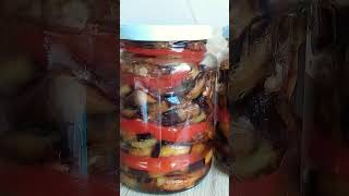 eggplant + pepper + tomato fry. winter food. Be supportive.