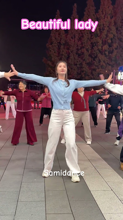 Download lagu Beautiful lady #dance #happydance #trending #shorts #healthyfun