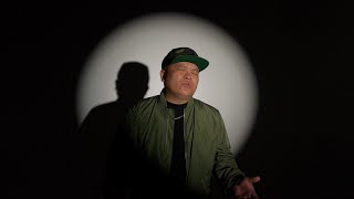 Zoo Tshaj Kuv - Pong Vang (OFFICIAL MUSIC VIDEO) @PongVangMusic