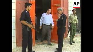 WEST BANK: HEBRON: EXPLOSION AT SUSPECTED BOMB FACTORY
