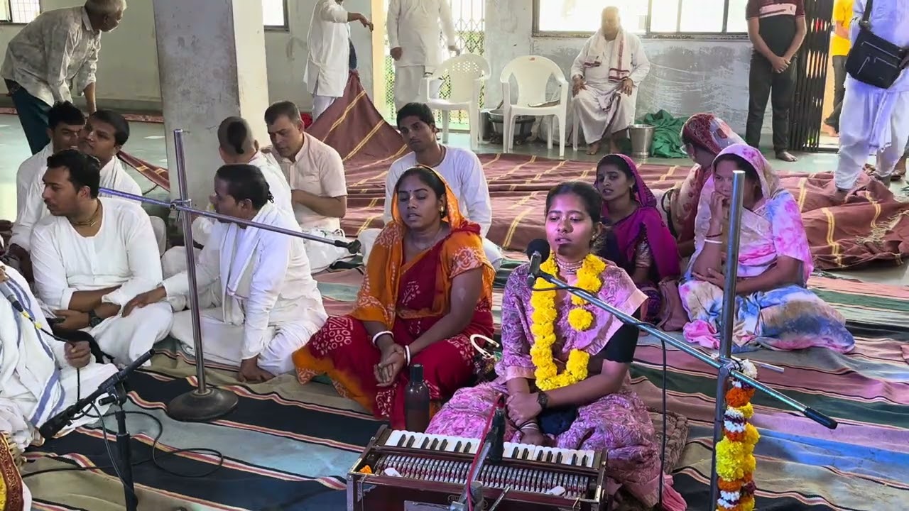 Kirtan by H.G Madhavi Bhaktirani Devi Dasi