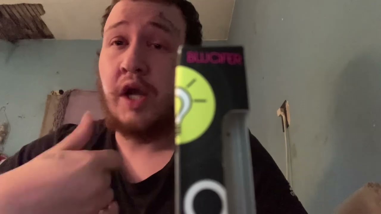 Glo Extract Blucifer Review Mid Day vibes☮️