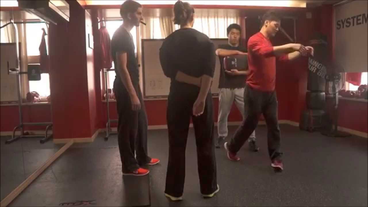 Tong bei quan - Using the spine