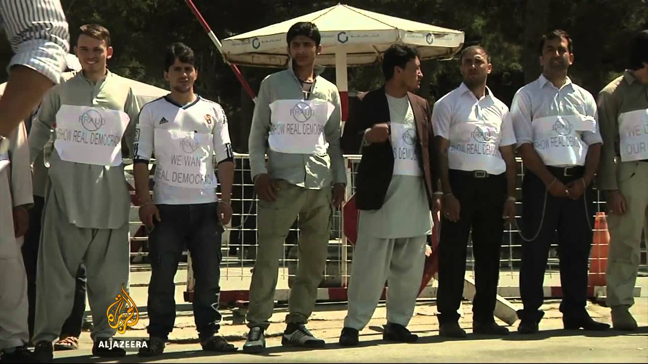 كيري في كابول بسبب الخلاف حول الانتخابات الأفغانية