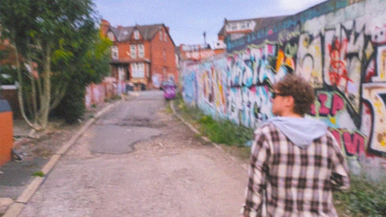 Lost Trends - Interest Free [Official Music Video]