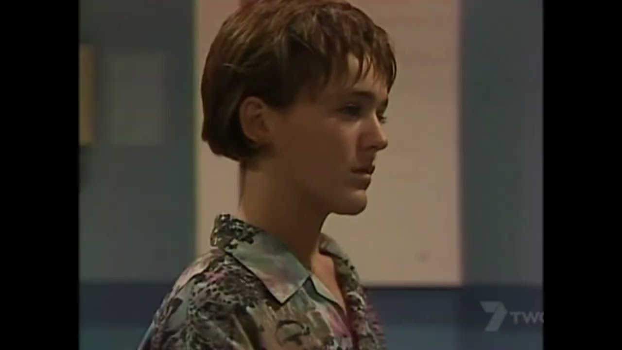 Home and Away - Bobby finds out who her mother is