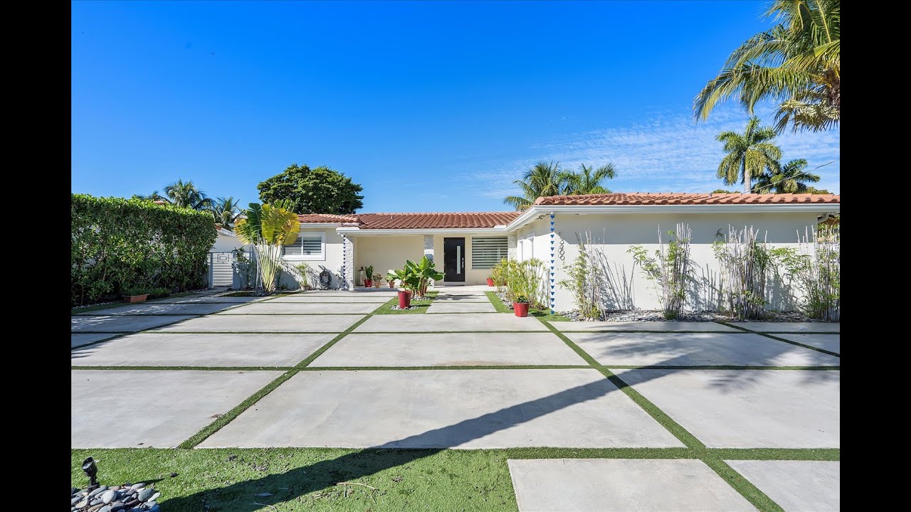 Keystone Point, North Miami - YouTube