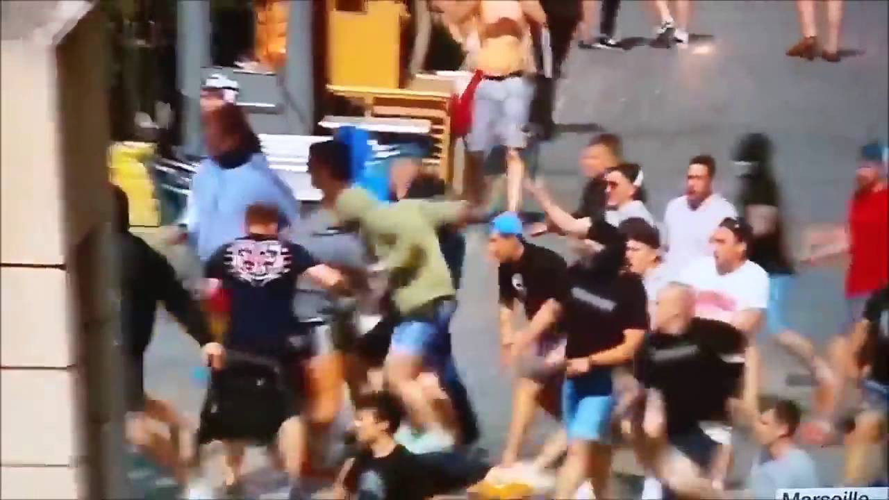 Russian Hooligans Smash English Hooligans - Euro 2016