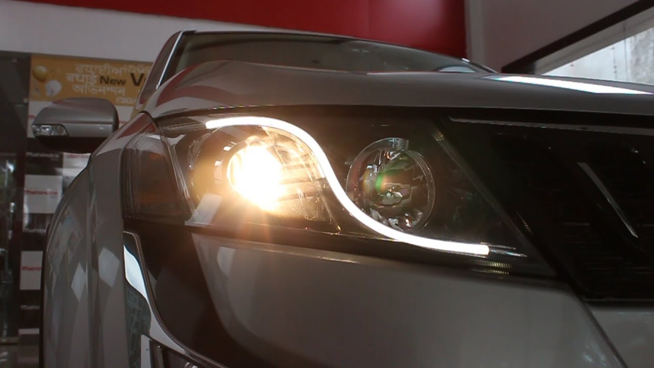 Mahindra XUV500 | XUV 500 (2017) | XUV | 2017 Mahindra XUV 500