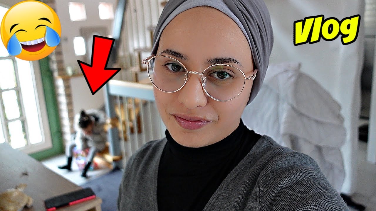 VLOG - MASSILYA et PAPA partent à PARIS  - MAMAN et KAMILIA sortent et font un peu de shopping