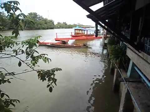 ร้านอาหารครัวคุณจ๋า วัดเขายี่สาร อ.อัมพวา จ.สมุทรสงคราม