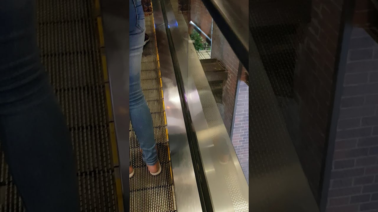 2 Hyundai Travellators at Duta Pertiwi Mall(DP Mall), Semarang