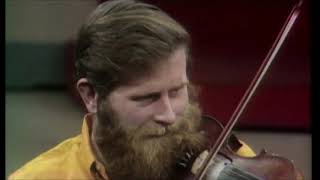 Video thumbnail of "Whiskey In The Jar - Luke Kelly & The Dubliners"