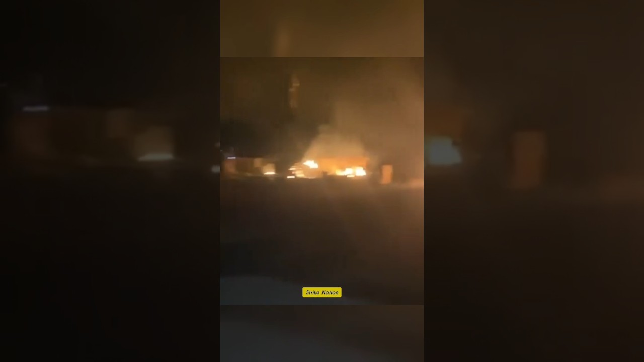 Real video of Afghanistan and Pakistan fight Distraction 