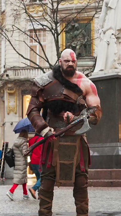 When Giant Kratos 2.18m / 7'2