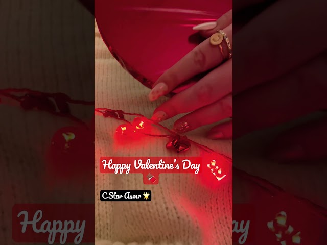 🍫❤️ #asmr #asmrshorts #asmrcommunity #asmrsound #valentinesday #happyvalentinesday