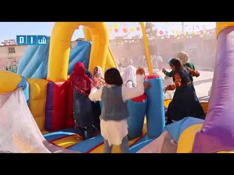 فرحة أطفال مخيمات أطمة بالعيد رغم مرارة النزوح 