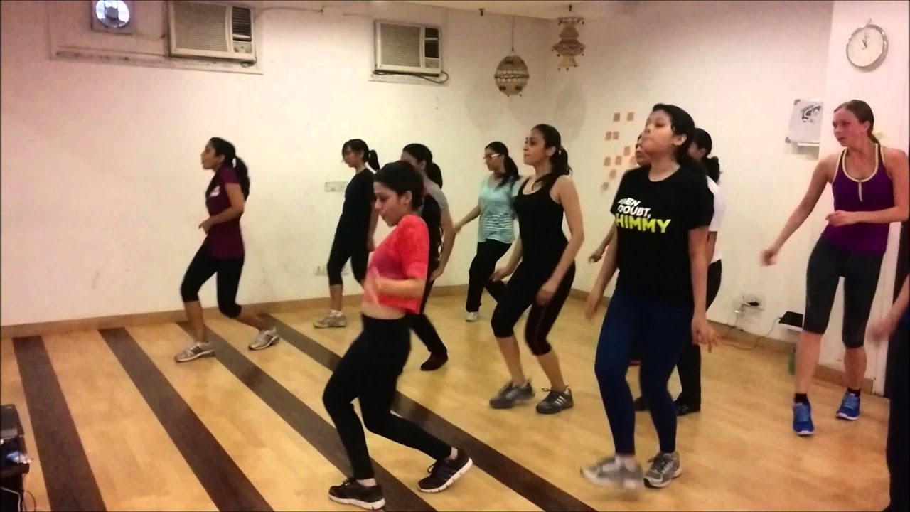 All about that bass l Zumba l Choreo by Sanaa for Soul to Sole