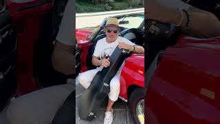 Pivotal Career Moment - Storytime #56
For today’s story time, Sammy talks about the pivotal role David Geffen played in his solo career. 💿 #Storytime #SoloCareer Pivotal Career Moment - Storytime #56