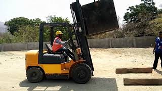 Common Forklift Drivers Mistakes