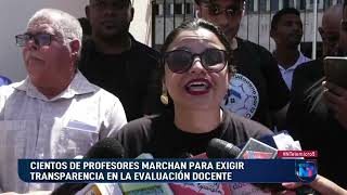 Profesores marchan para exigir transparencia en la evaluación docente