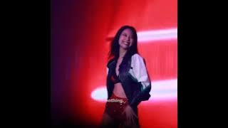 Jennie Singing Shut Down FanCam