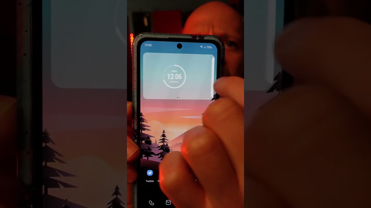 Samsung Secret: Stack Your Widgets for a Super Organized Phone