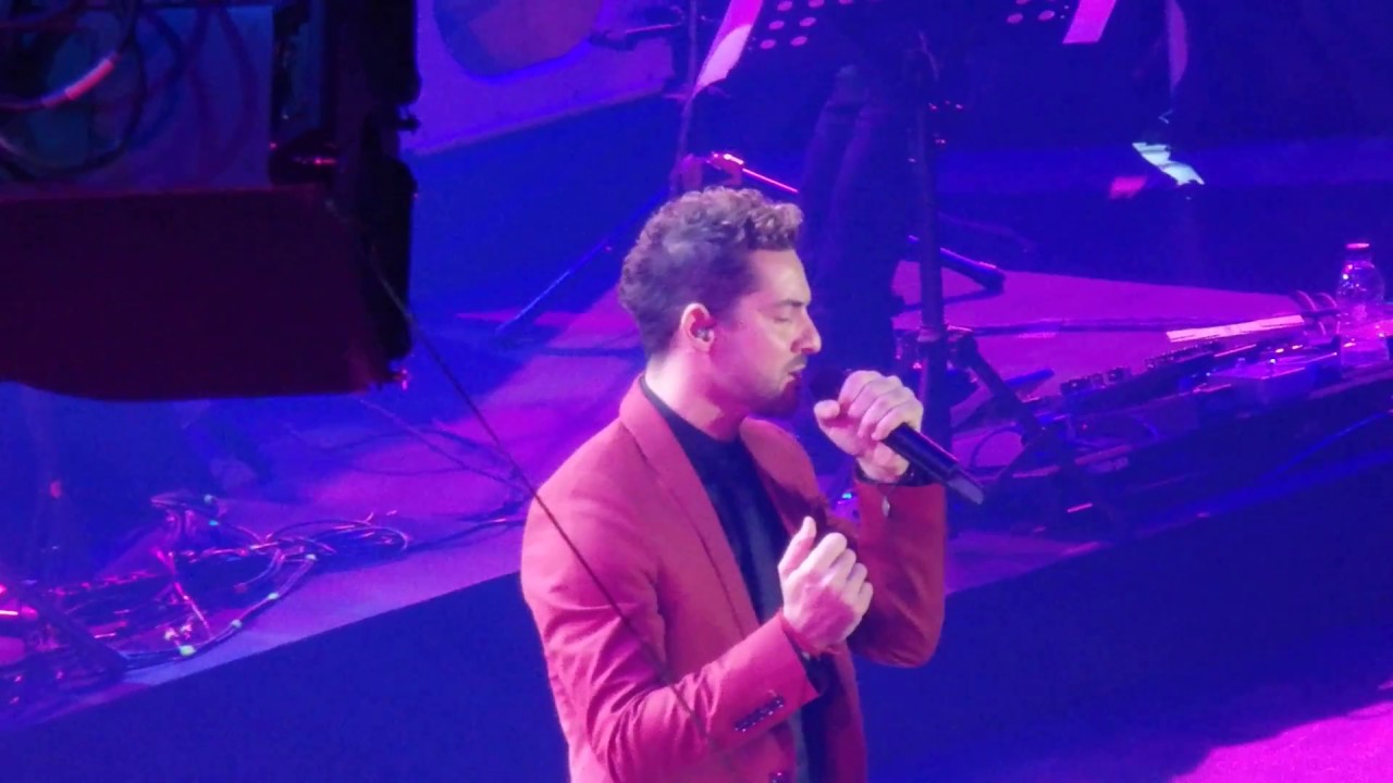 31.10.2016 Barcelona - OT El Reencuentro, David Bisbal - Y si fuera ella (HD)