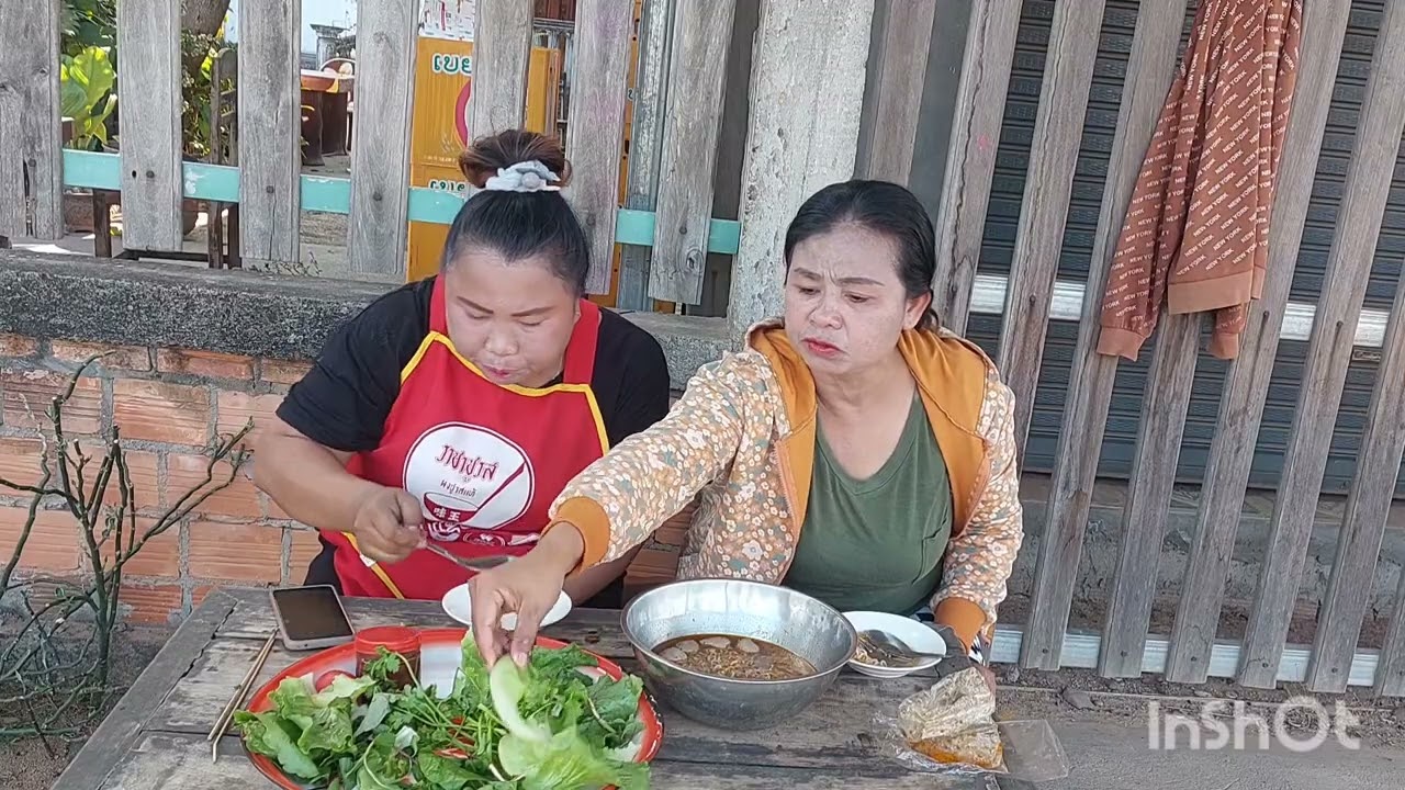 ต้มมี่กินกับอ้นน้อยเว้าพื้นไปนำ