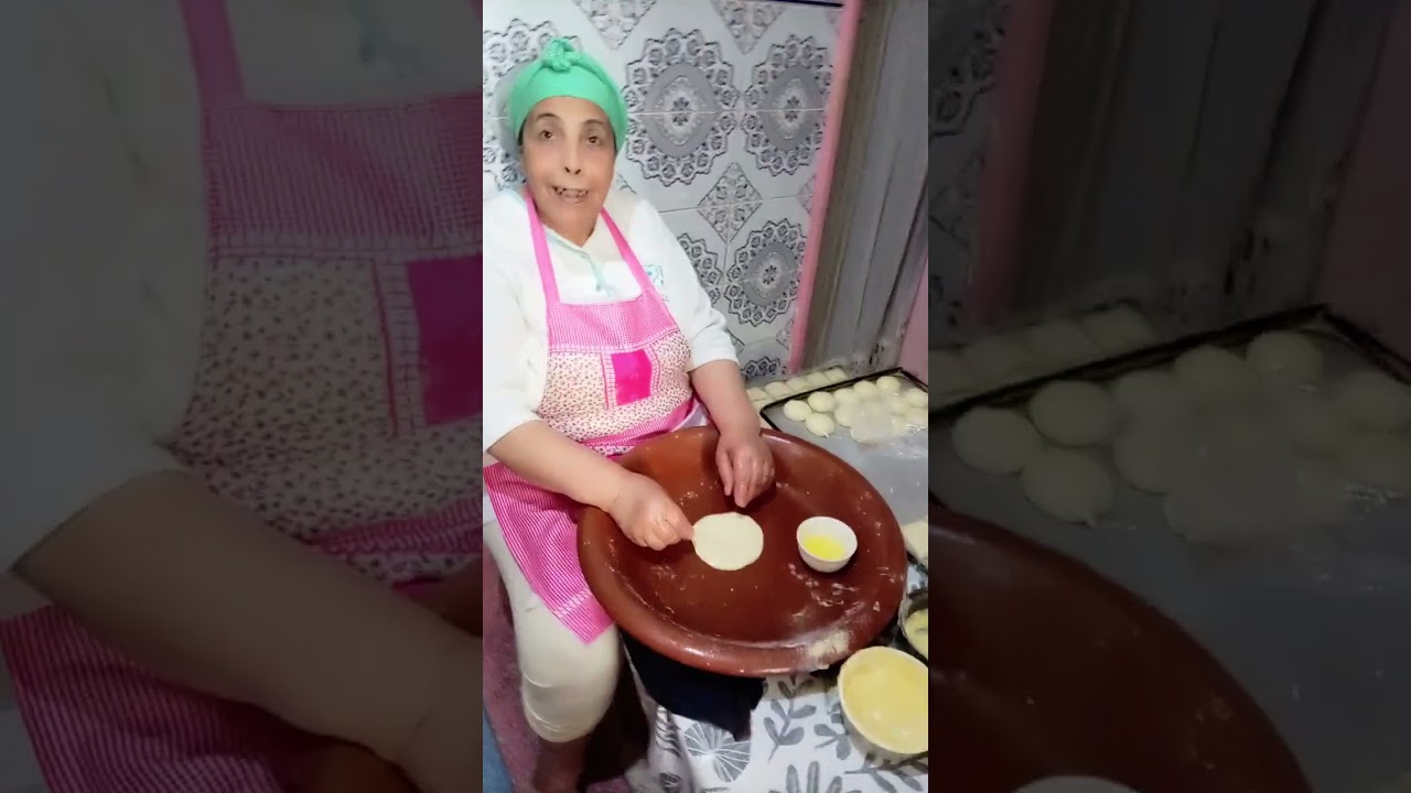الحداگة التاويل والبنة في اليدين  الله يحفظها خالتكم فاطمة