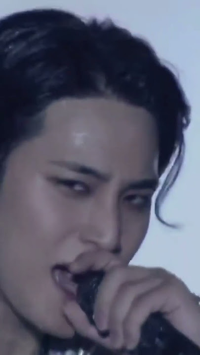 The grip shadow MinGyu have  on me #mingyu #shadow #seventeen #concert #dance #japan #kpop