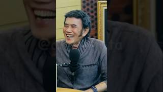 PADA NGIKUT NYANYI DARAH MUDA 😂 IMPERSONATE GILANG DIRGA #rhomairama #podcast #bisikanrhoma