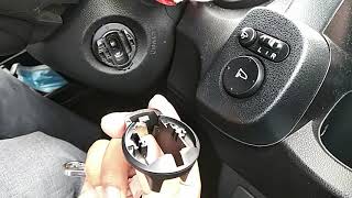 Honda Fit GP1 Use Metal Key when Smart Key battery is dead