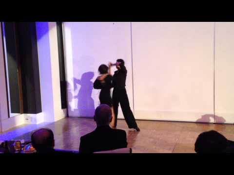 T先輩結婚式余興　K&C&山大の聖子ちゃん Rumba part1