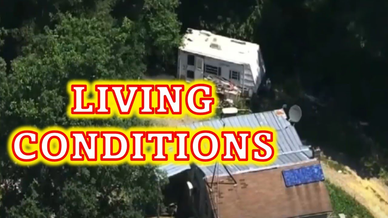 CONDITIONS AT THE WELLS -  JOSE ROMAN AND A NEIGHBOR....