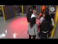 Dakota reta a la falete