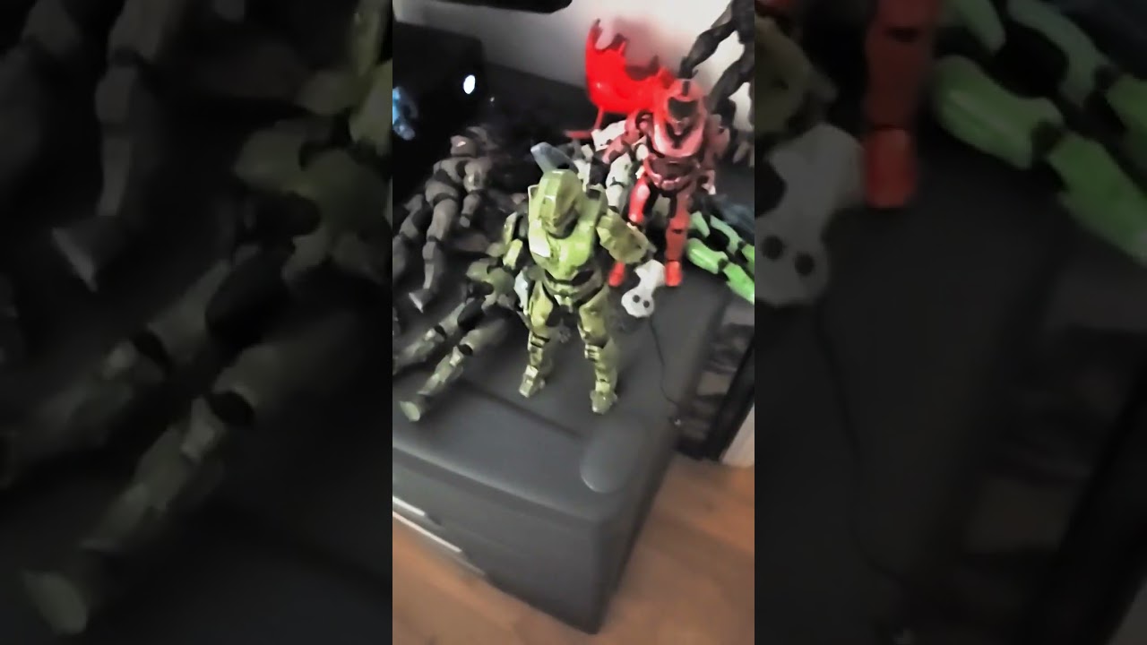 We're waiting in a Pelican while getting on a Covenant Cruiser (which is the ship)