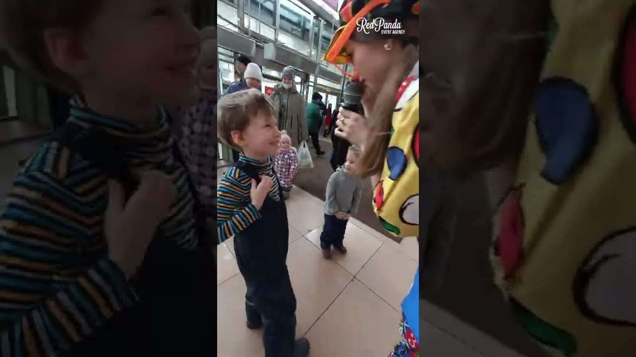 Клоунесса и Фокусник на 1 апреля в ТРЦ Мегаполис l Red Panda Event Agency г. Екатеринбург