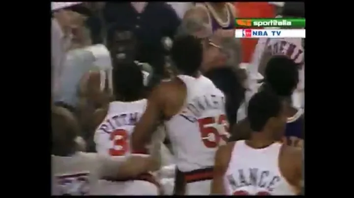 Michael Cooper vs Charles Pittman nba fight 1985 W...