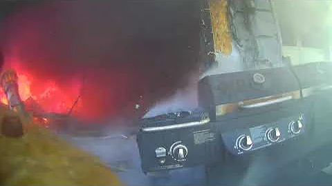 4/8/21 Truck 1-1 on a working structure fire in Sp...