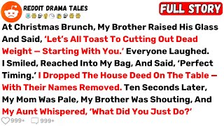 At Christmas Brunch, My Brother Raised His Glass And Said, ‘Let’s All Toast... - Best Reddit Stories