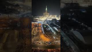 مشهد مهيب لجموع المصلين من خارج الحرم المكي في ليلة الـ27 من شهر رمضان1445هـ