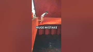 Hij staat op het punt een gevaarlijke fout te maken!